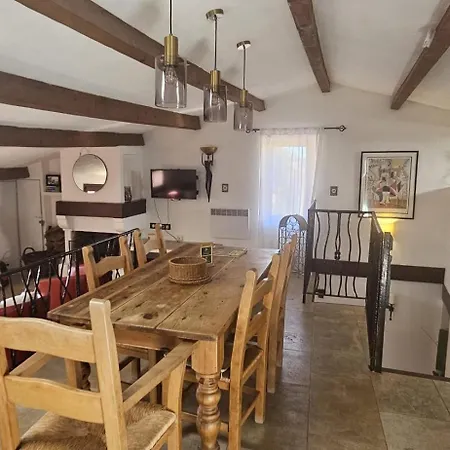 Authentic Old Duplex With Seaview Terrace Апартаменти