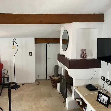 Authentic Old Duplex With Seaview Terrace Апартаменти *