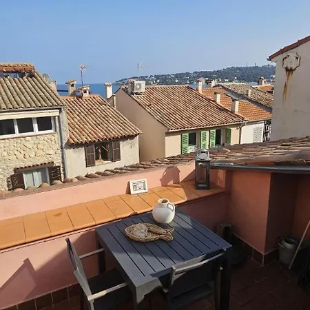Authentic Old Duplex With Seaview Terrace * 昂蒂布