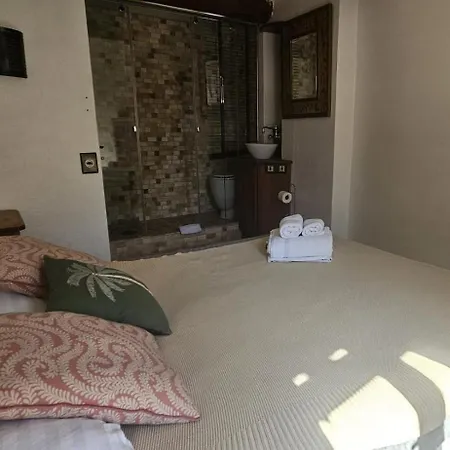 Authentic Old Duplex With Seaview Terrace * Антіб