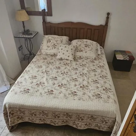 Authentic Old Duplex With Seaview Terrace Апартаменти